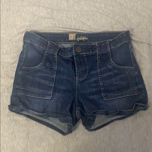 Like new kut from the kloth jean shorts!